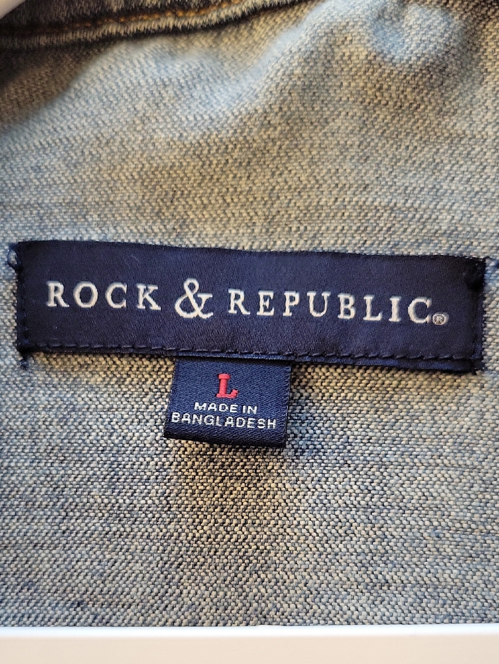 Rock & Republic Distressed Light Blue Denim Jacket - Picture 2 of 3